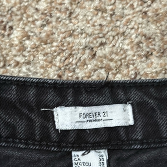 Forever 21 Black Jean Shorts Distressed Frayed Hem - Picture 5 of 5